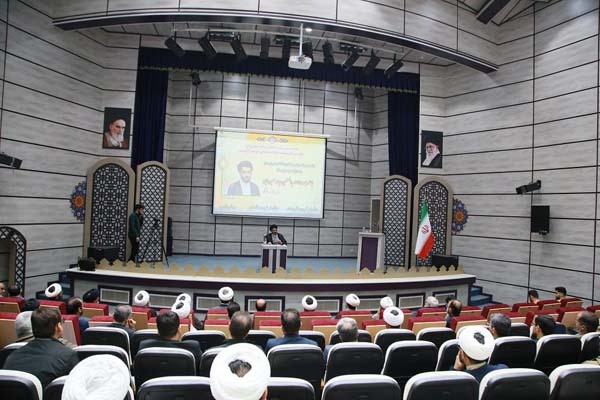 نشست هماندیشی اساتید دانشگاه‌ لرستان