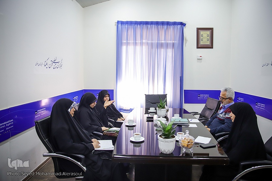 شخصیت حضرت فاطمه(س) تک بعدی به جامعه معرفی شده است