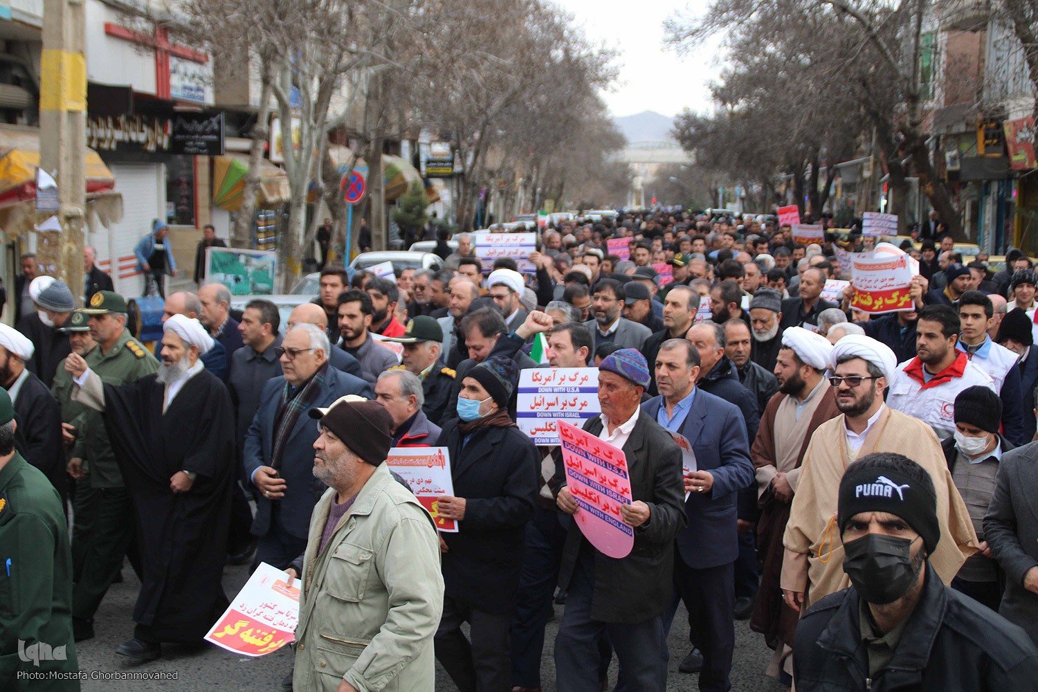 راهپیمایی مردم اهر در محکومیت حمله تروریستی کرمان