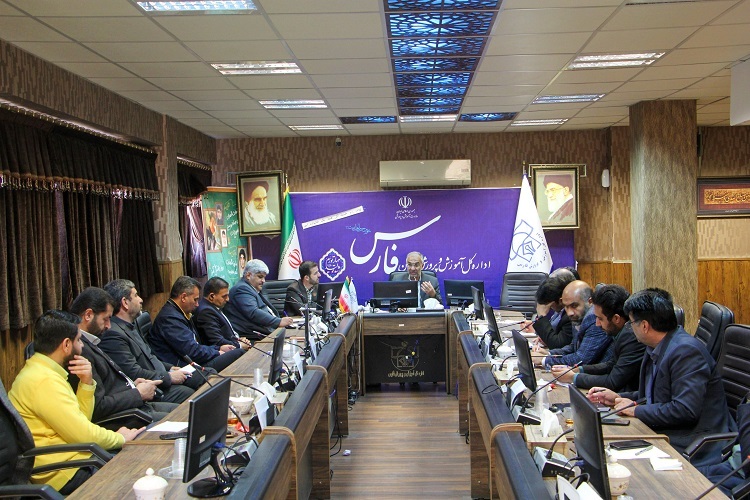 مشارکت حداکثری در انتخابات در دستور کار آموزش و پرورش فارس مشارکت حداکثری در انتخابات در دستور کار آموزش و پرورش فارس