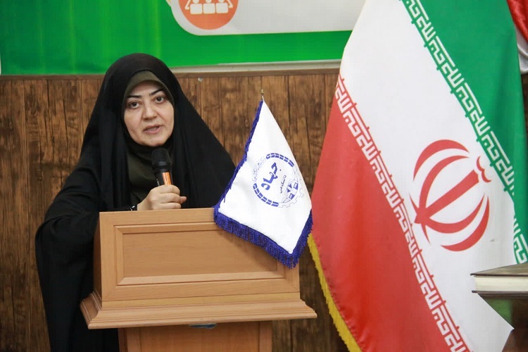 حوریه عربیان رئیس مرکز علمی کاربردی جهاد دانشگاهی سمنان