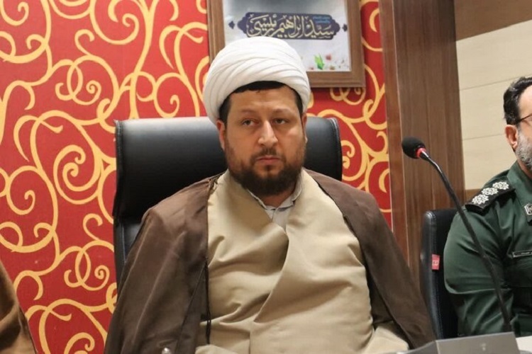 حجت الاسلام عزیزی امام جمعه میامی