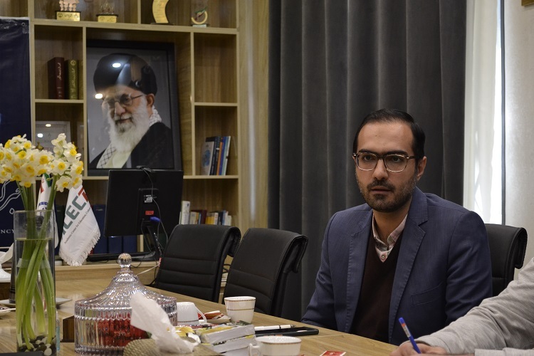 محمدحسین انباردار، معاون فرهنگی و دانشجویی دانشگاه علوم پزشکی شیراز