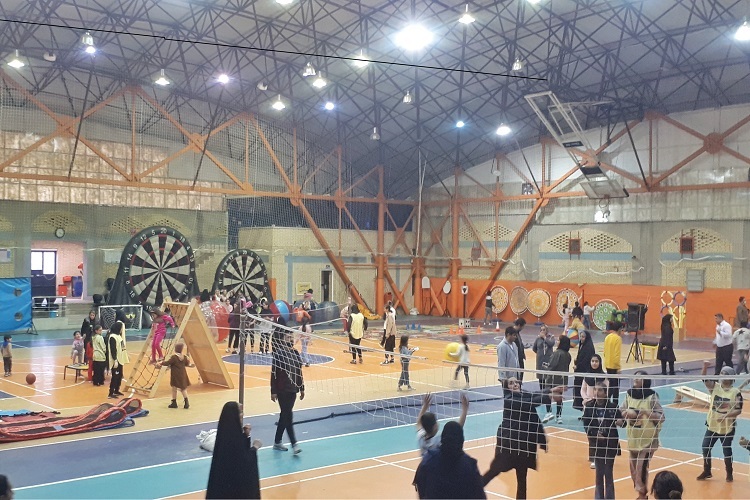 جشنواره بازی کودکان کار و محلات کم‌ برخوردار شیراز