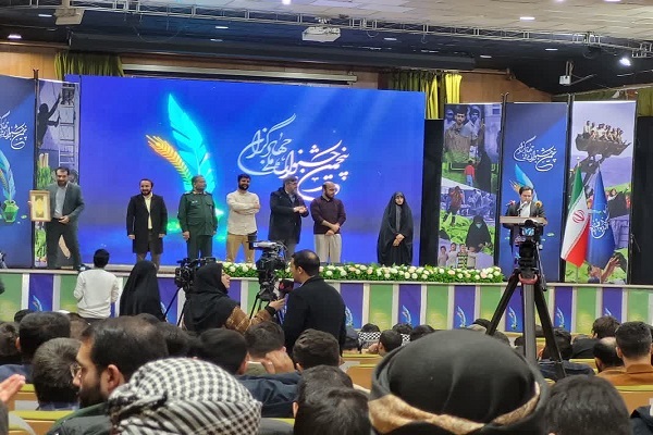 تغییر ماهیت قدرت در جهان؛ دستاورد انقلاب اسلامی