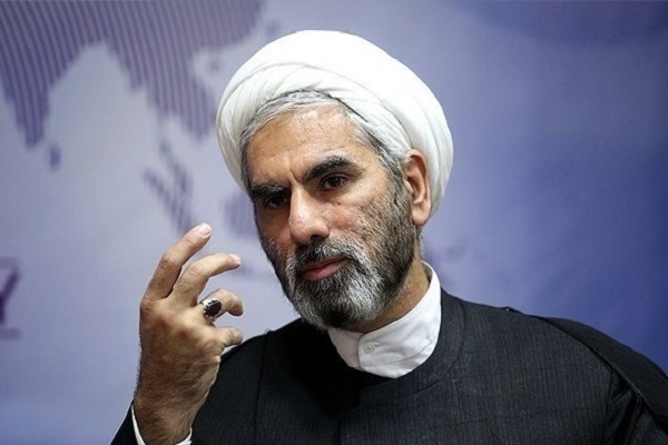 علیرضا پیروزمند