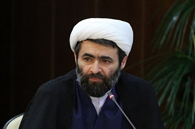 فاصله گرفتن از عدالت؛ دورشدن از آرمان‌های امام و انقلاب