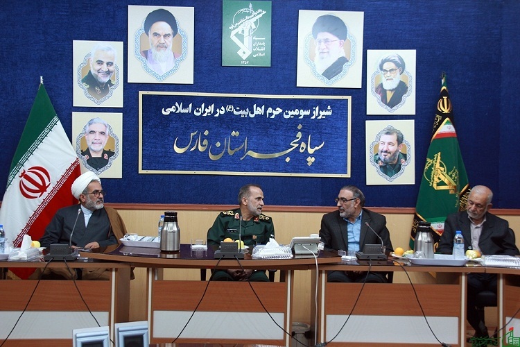 دیدار  فرمانده سپاه فجر فارس با رئیس و کارکنان ستاد بازسازی عتبات عالیات استان