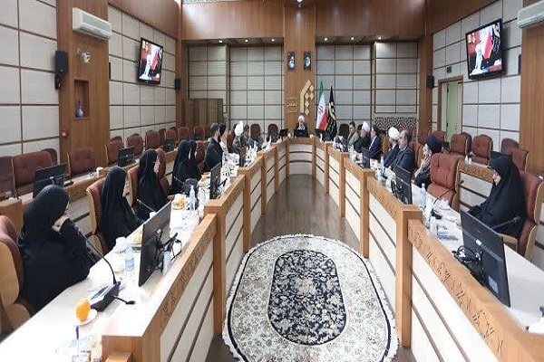 علی عباسی، رئیس جامعه المصطفی العالمیه