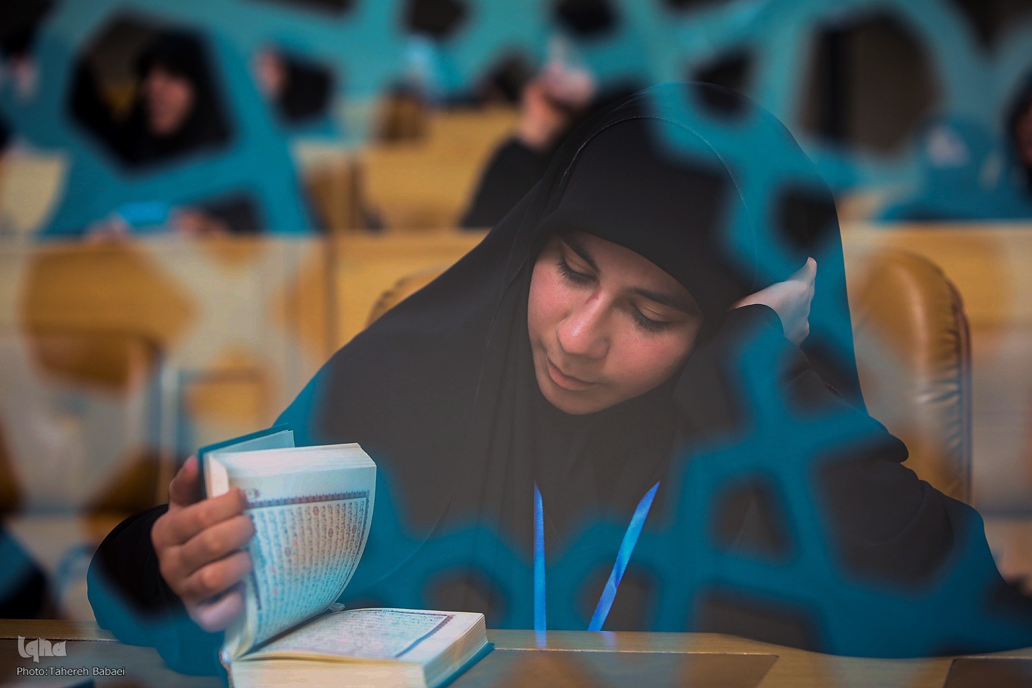 رقابت فشرده دختران ایران و عراق در روز نخست مسابقات بین‌المللی قرآن