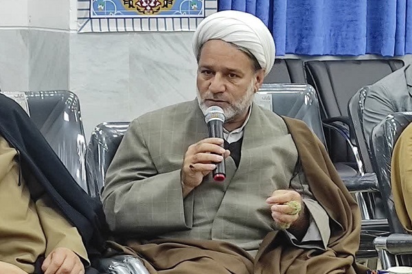 حجت‌الاسلام فرزاد منصوری، مسئول نهاد نمایندگی ولی‌فقیه در هلال احمر لرستان
