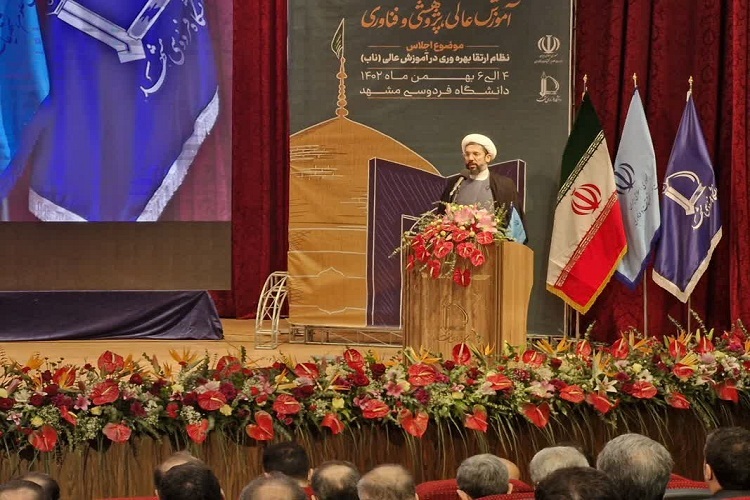 حجت‌الاسلام مصطفی رستمی، رئیس نهاد نمایندگی مقام معظم رهبری در دانشگاه‌های کشور