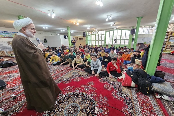 مراسم اعتکاف دانشآموزی مراسم اعتکاف دانشآموزی
