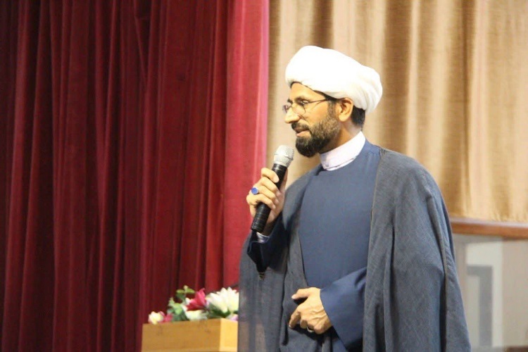 حجت‌‌الاسلام والمسلمین محمد عدیده رئیس عقیدتی-سیاسی منطقه پدافند هوایی شمال شرق