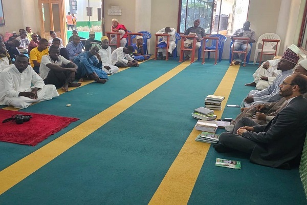بر پایی اعتکاف رجبیه در مساجد مختلف تانزانیا