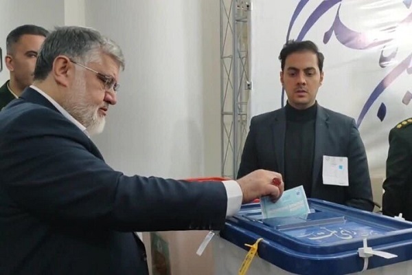 محمدصادق معتمدیان استاندار آذربایجان غربی