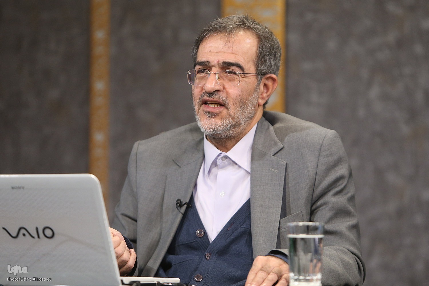 برخط جامعه