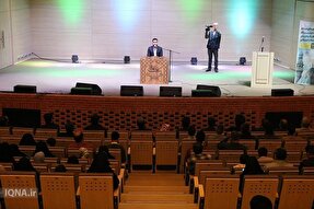 عکس | محفل انس با قرآن در حاشیه نمایشگاه قرآن یزد