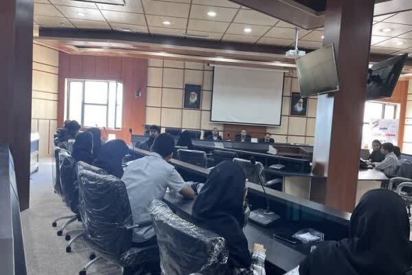 کرسی آزاداندیشی «انتخابات و مشارکت سیاسی» در دانشگاه لرستان