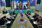 عکس | ترتیل‌خوانی قرآن از حفظ در امامزاده سید نصرالله(ع) یزد