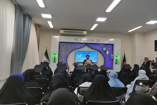 جشن فارغ‌التحصیلی دانشجویان غیرایرانی دانشگاه علوم پزشکی شیراز برگزار شد