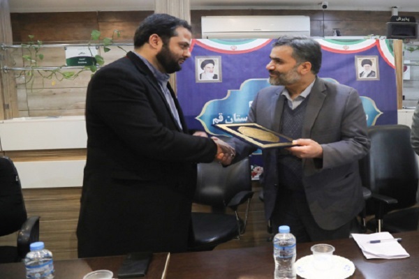 فارسی قائم مقام جهاددانشگاهی و حیاتی رییس جهاددانشگاهی قم