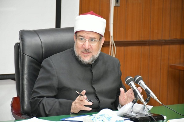 محافل قرآنی در مساجد مصر با پایان ماه مبارک ادامه دارد/آماده