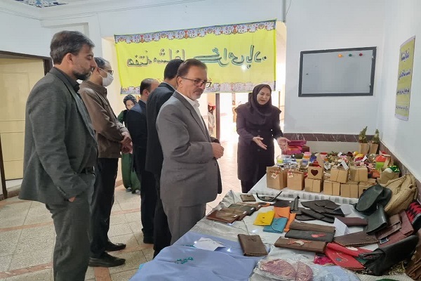 بازارچه خوداشتغالی و توانمندی دانش‌آموزان با نیازهای ویژه در کردستان