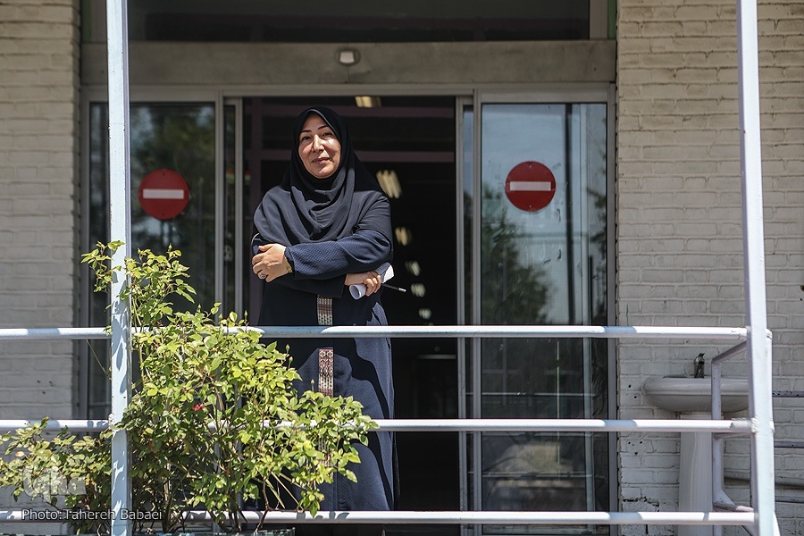 کبری احمدی