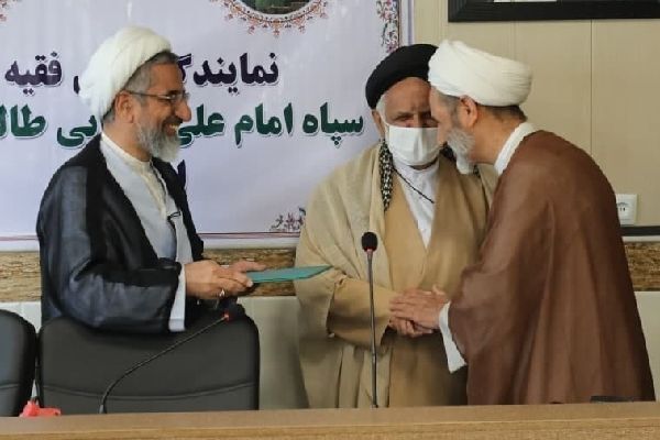 سرپرست معاونت تربیت و آموزش عقیدتی و سیاسی سپاه استان قم معارفه شد