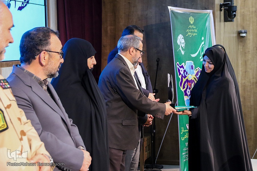 مراسم تجلیل از معلمان نمونه خراسان رضوی