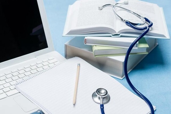 بازنگری شاخص‌های اجرای «برنامه جامع عدالت، تعالی و بهره‌وری در آموزش پزشکی»
