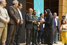 عکس | آیین تجلیل از معلمان نمونه کرمان