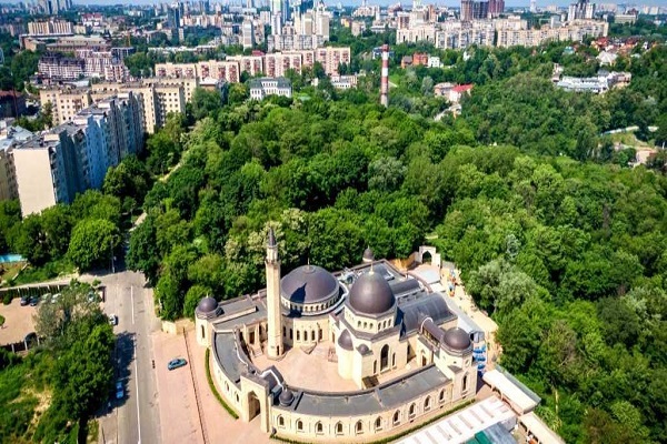 نگاهی به بزرگترین و تنها مسجد پایتخت اوکراین + فیلم