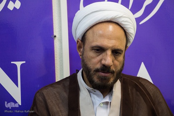 حسین عزیزی عضو هیئت علمی دانشگاه اصفهان