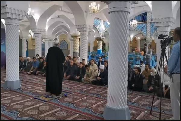 نماز عید فطر مسجد جامع سنندج نماز عید فطر مسجد جامع سنندج