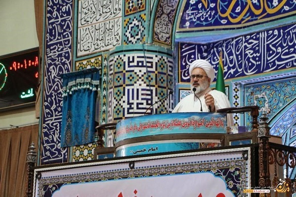 مسئولان برای فعالیت سرمایه‌گذاران بسترسازی کنند