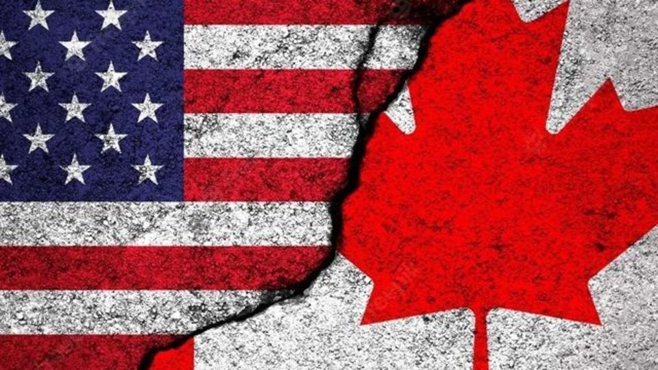 اعطای نشان ملی «افشای حقوق بشر آمریکایی»