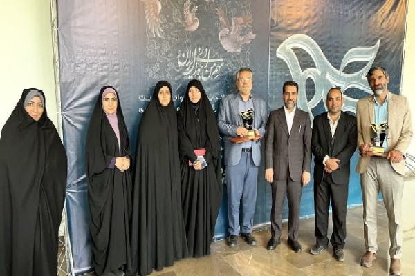حضور دو یزدی در بین هفت برگزیده ملی جوانی جمعیت 