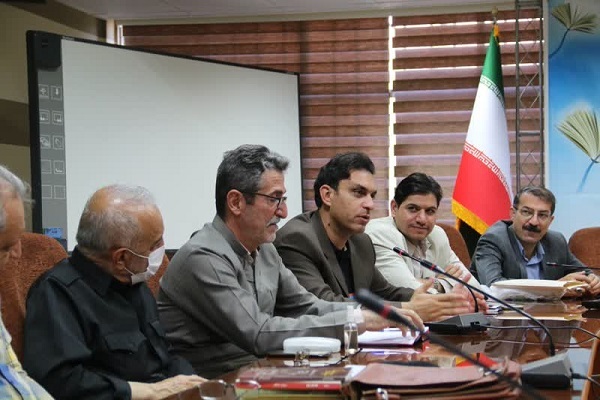 نشست فعالان فرهنگی سنندج نشست فعالان فرهنگی سنندج