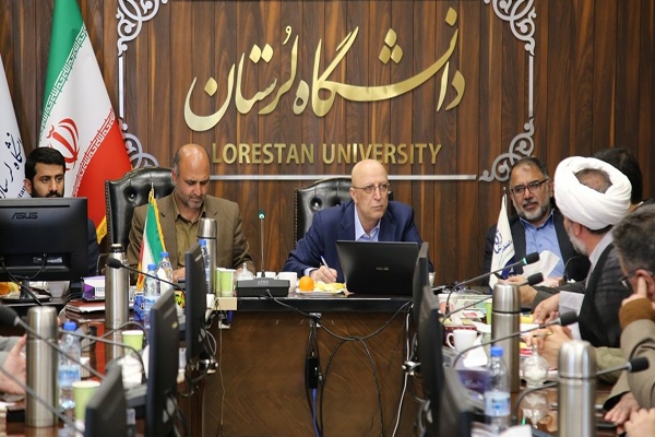 نشست شورای عالی آموزش عالی لرستان با حضور زلفی‌گل