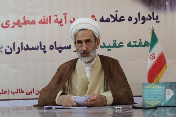 حجت‌الاسلام احمد احمدی، مسئول عقیدتی و سیاسی سپاه امام علی بن ابی‌طالب(ع) استان قم