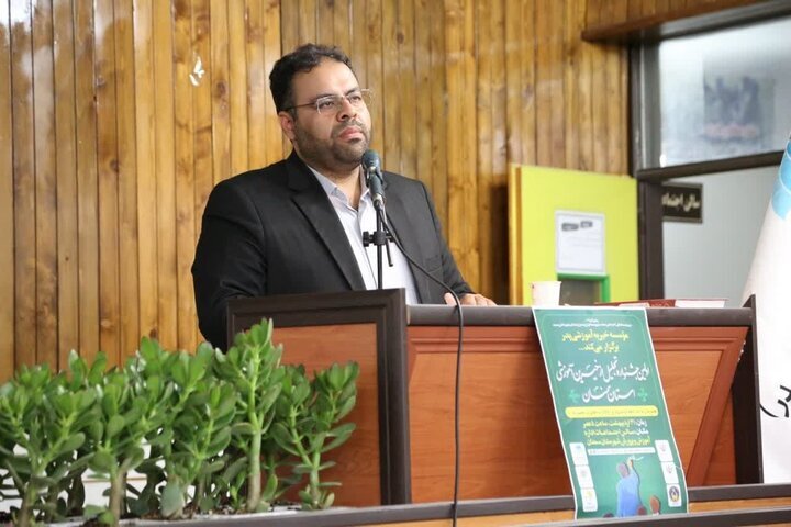 محمد حسن ذوالفقاری مدیر کل کمیته امداد امام خمینی (ره) استان سمنان