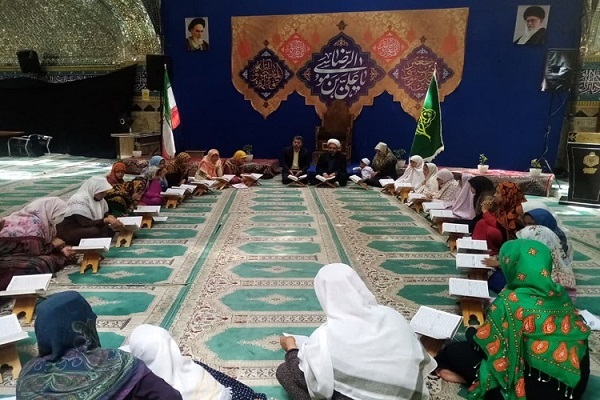 محفل انس با قرآن در گنبد