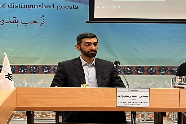 احمد ربیعی‌زاده، مدیر اداره پردازش هوشمند مرکز تحقیقات کامپیوتری علوم اسلامی نور