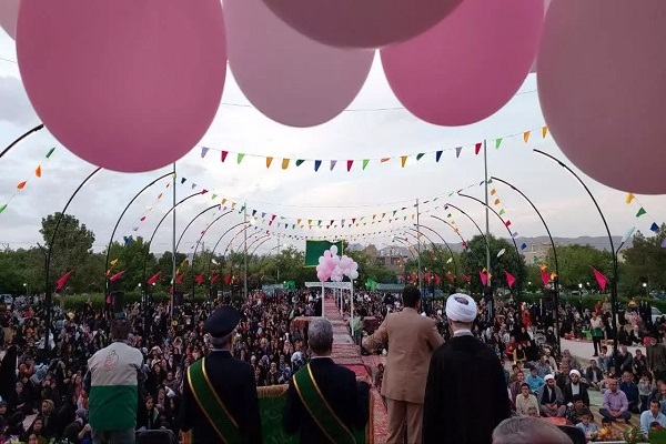 حضور کاروان سفیران کریمه اهل بیت(ع) در آباده
