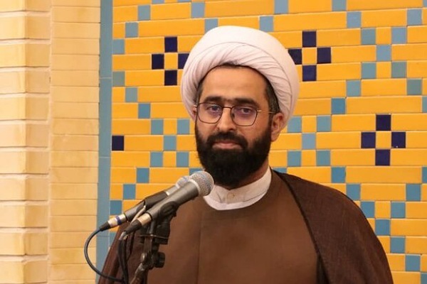 حجت الاسلام نورعلی دیلم رئیس مرکز بزرگ گلستان