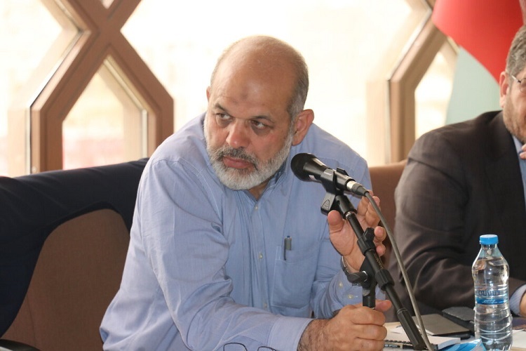 احمدوحیدی، وزیر کشور