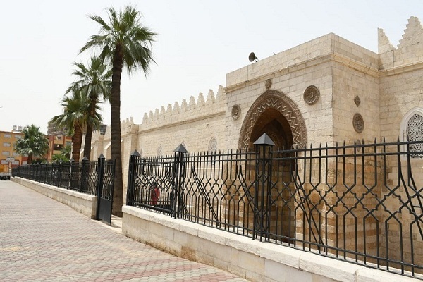 اقامه نماز جمعه در یک مسجد تاریخی مصر پس از 225 سال