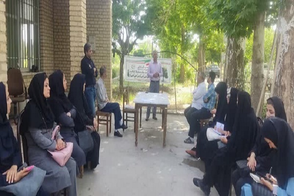 جلسه با رئیس اداره منابع طبیعی و آبخیزداری ملایر